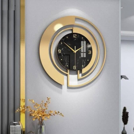 چطور ساعت دیواری رو با پرده ست کنیم؟