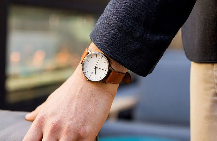 ساعت رسمی مردانه مینیمال