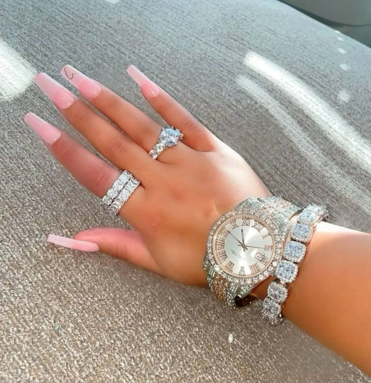 ساعت زنانه بند فول نگین تاریخ دار صفحه روشن