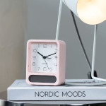 ساعت رومیزی صفحه روشن