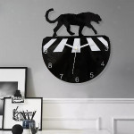 ساعت دیواری طرح پلنگ