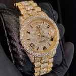 ساعت فول نگین طلایی