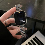 اپل واچ قاب نقره ای بند مشکی نقره‌ای