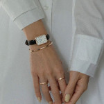 ساعت روزمره صفحه مستطیل