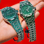 ساعت‌ فول نگین سبز