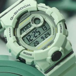 ساعت دیجیتالی بر اساس جنس بند