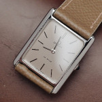 ساعت چرمی صفحه چهار گوش