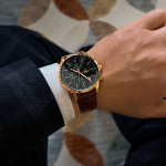 ساعت رسمی صفحه گرد