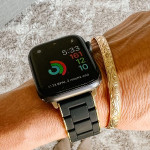 اپل واچ قاب تیتانیومی بند مشکی طلایی