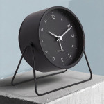 ساعت رومیزی صفحه مشکی