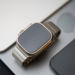 اپل واچ قاب تیتانیومی بند نقره‌ای
