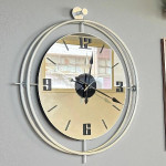 ساعت دیواری صفحه نقره ای