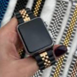 اپل واچ قاب نقره ای بند مشکی طلایی