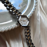 ساعت فلزی صفحه شش ضلعی