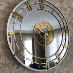 ساعت دیواری نقره‌ای طلایی