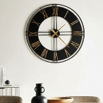 ساعت دیواری مشکی طلایی