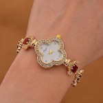 ساعت فانتزی صفحه چند ضلعی