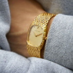 ساعت حصیری صفحه چهار گوش