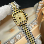 ساعت نقره ای صفحه طلایی