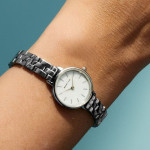 ساعت فلزی صفحه گرد