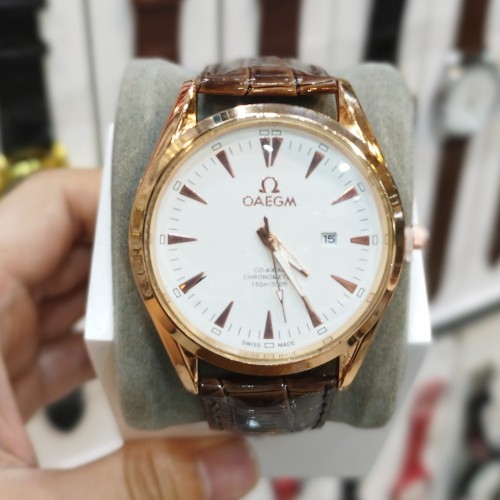 ساعت مردانه اممگا مدل بند چرمی