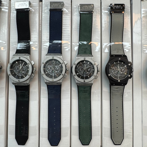 ساعت هابلووت طرح سه موتوره مدل 42