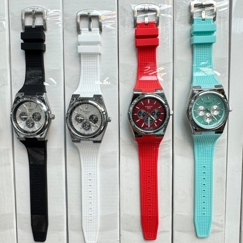 ساعت تییسوت طرح سه موتوره