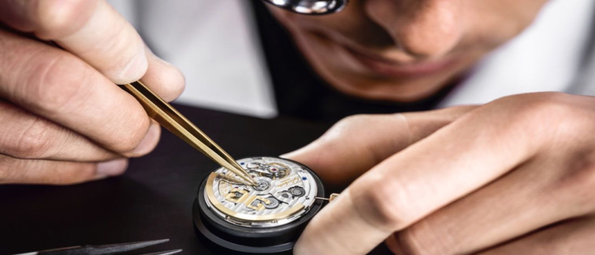 تعمیرات ساعت در آزادشهر