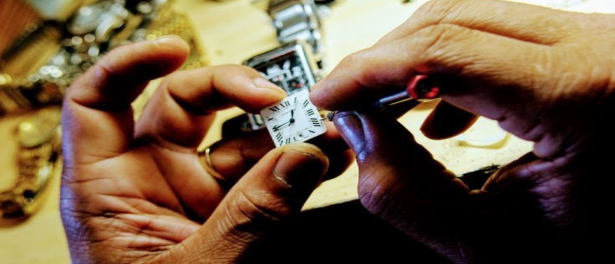 تعمیرات ساعت در خورموج