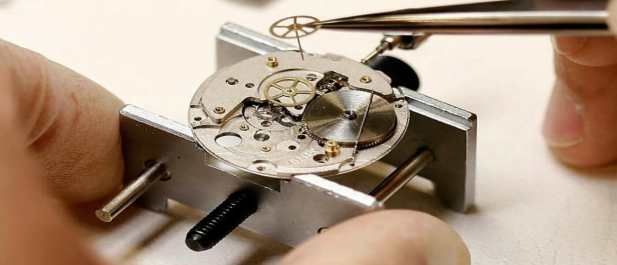 تعمیرات ساعت در استهبان