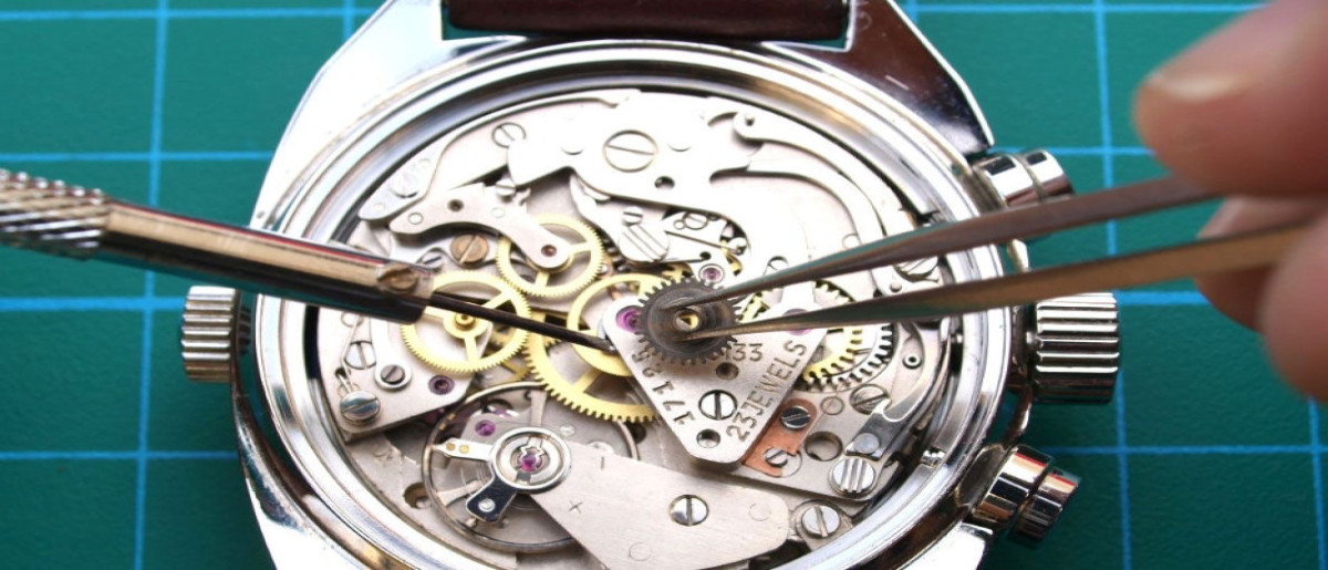 تعمیرات ساعت در زرقان