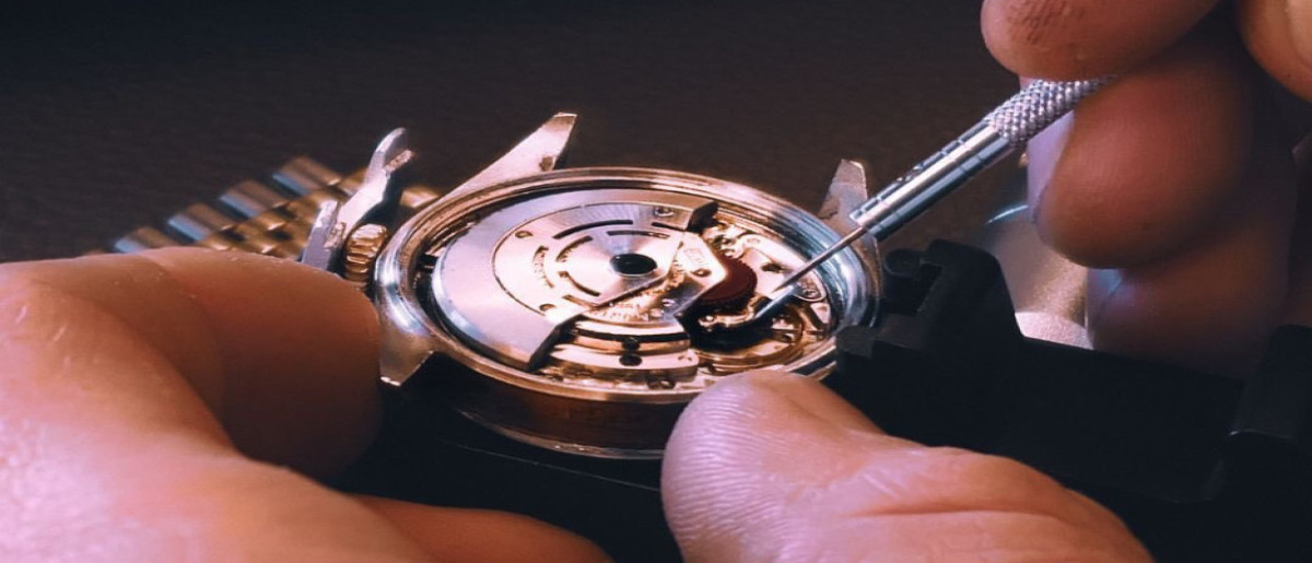 تعمیرات ساعت در گرمسار