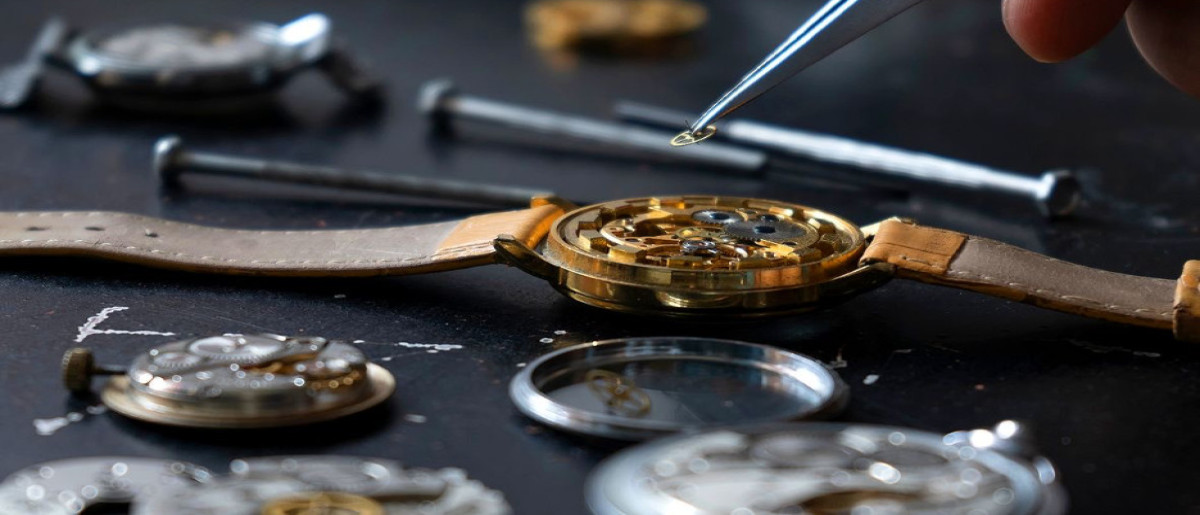 تعمیرات ساعت در بردسیر