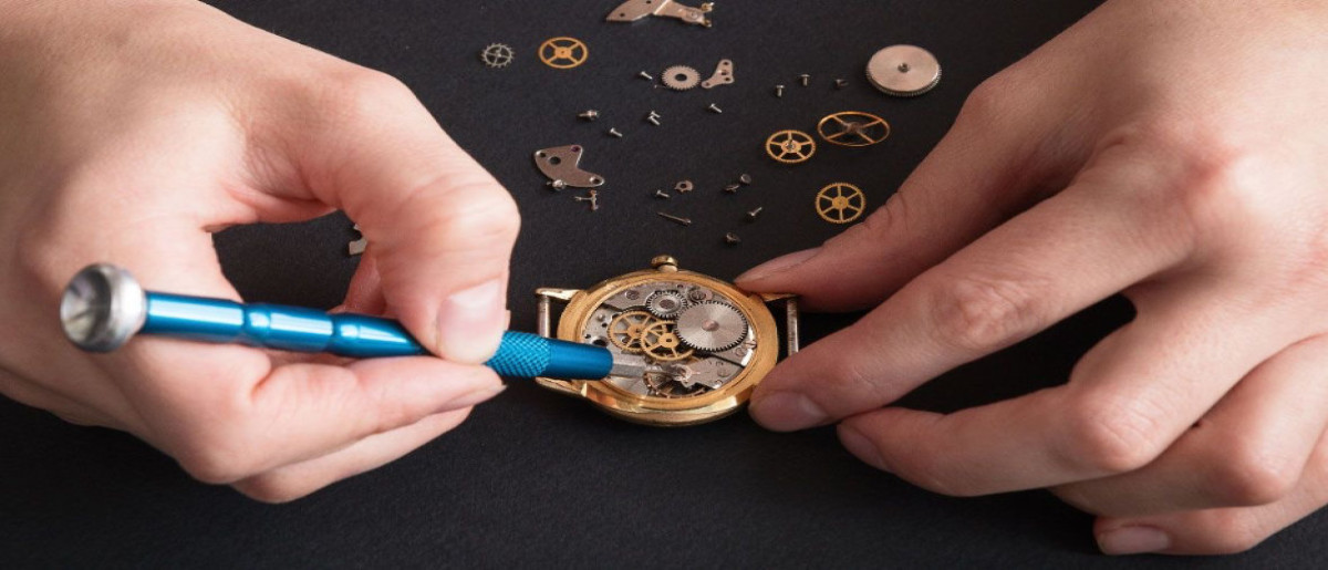 تعمیرات ساعت فرنچ کانکشن