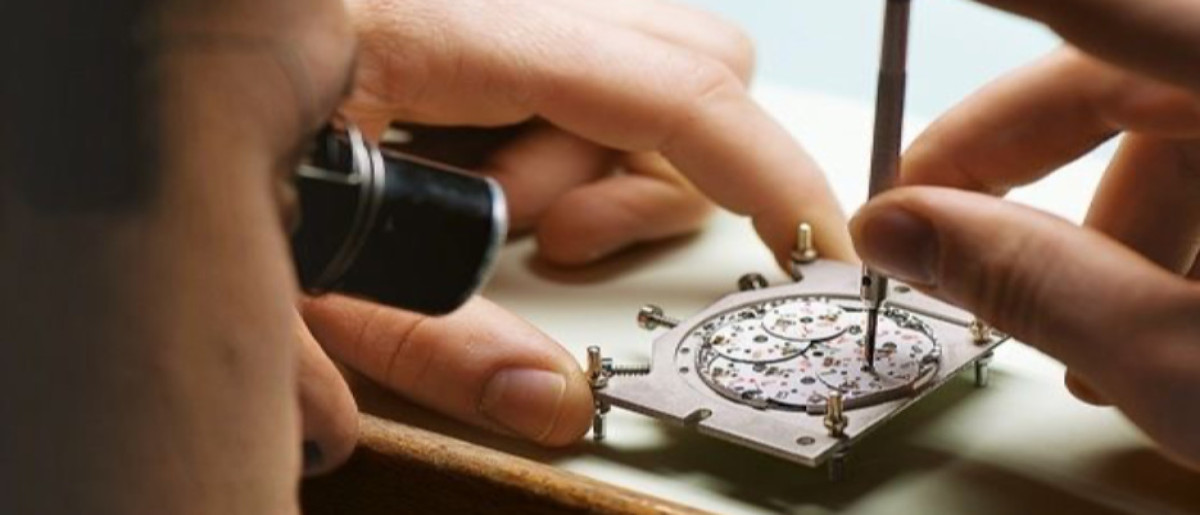 تعمیرات ساعت در ساوه