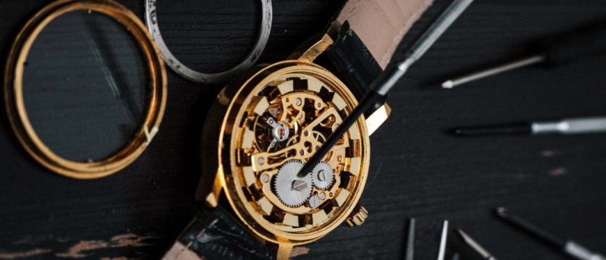 تعمیرات ساعت در تیران