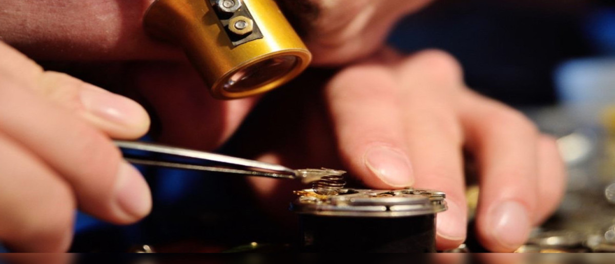 تعمیرات ساعت در بانه