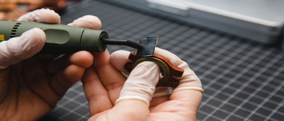 تعمیرات ساعت در بیجار