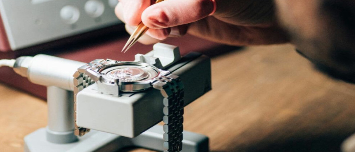 تعمیرات ساعت در آباده