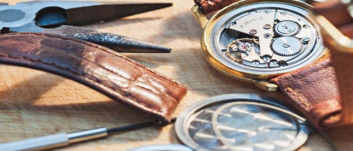 تعمیرات ساعت در قیر