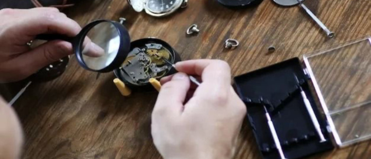 تعمیرات ساعت در مینودشت