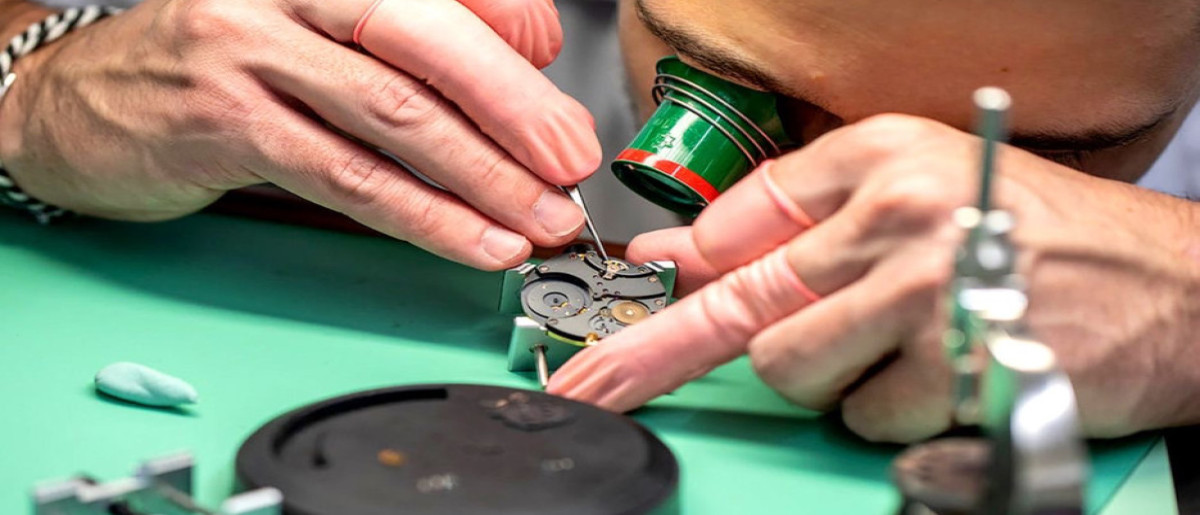 تعمیرات ساعت در کاشمر